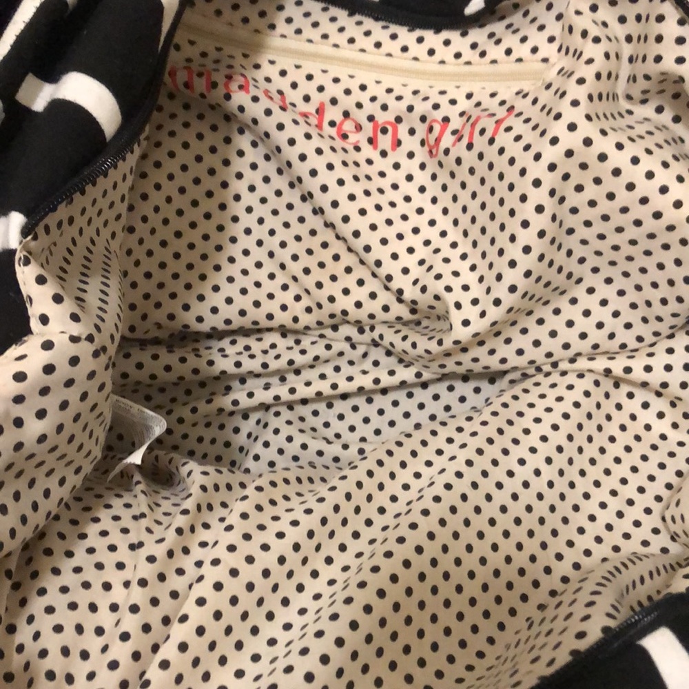 Madden Girl Duffel Bag - Picture 5 of 8